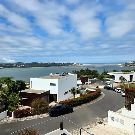 Exceptional With A Panoramic Views Over The Obidos Lagoon Willa