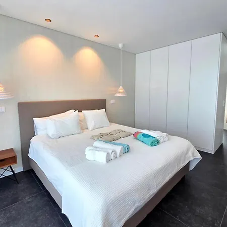 Exceptional With A Panoramic Views Over The Obidos Lagoon Willa *