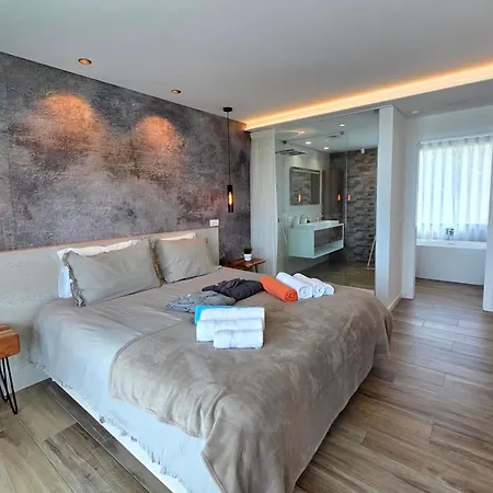 Exceptional With A Panoramic Views Over The Obidos Lagoon Willa Nadadouro